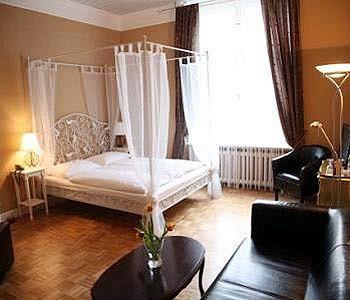 Hotel-maison Am Olivaer Platz 3* Berlim